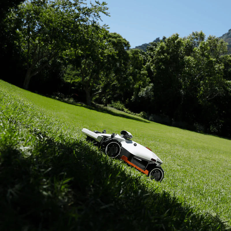 LUBA 2 AWD Mähroboter ohne Begrenzungskabel